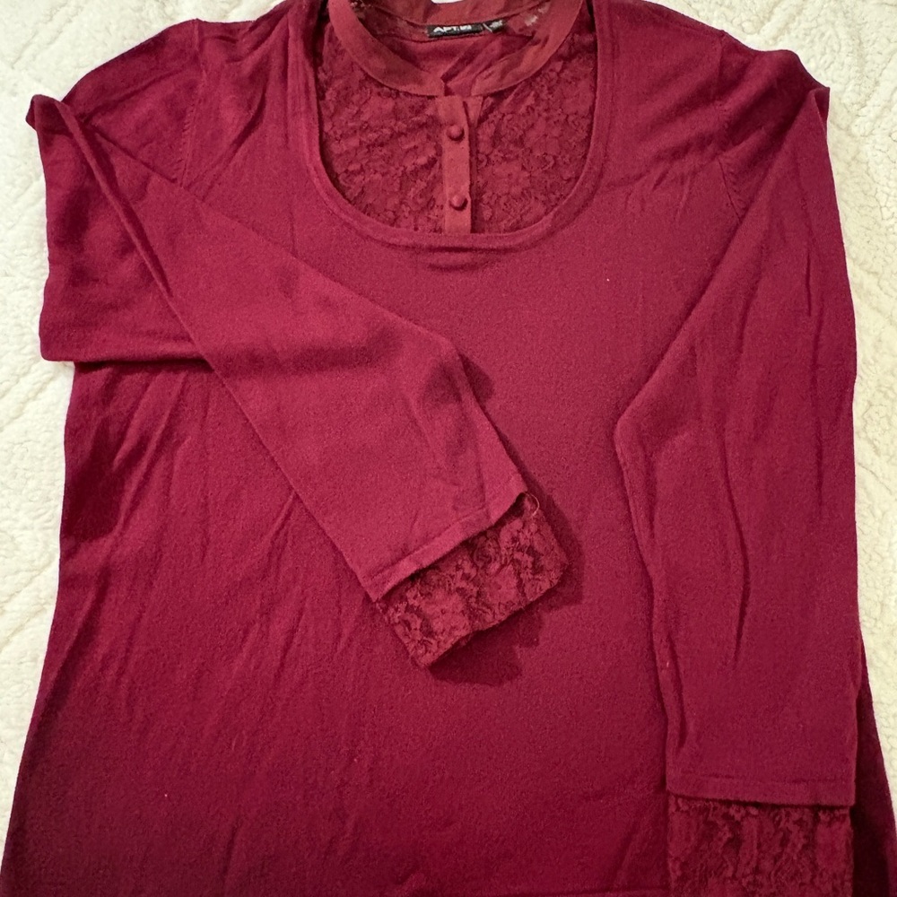 Apt. 9 Burgundy Lace Long Sleeve Top